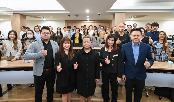 สสว. จัดกิจกรรม SME Privilege Club Connect: SME Boost Lab ครั้งที่ 2 หนุนผู้ประกอบการสร้างเครือข่าย และเรียนรู้เทคนิคการใช้ AI ที่จำเป็นเพื่อบริหารธุรกิจในยุคปัจจุบัน