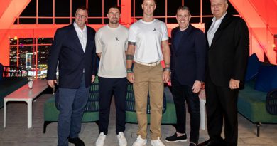 เซ็นทาราจับมือไอคอน ซีรีส์  ประกาศจัดการแข่งขันรายการกอล์ฟรวมตำนานดาวดังระดับโลก ในงานเปิดตัวสุดเอ็กซ์คลูซีฟ ณ ใจกลางกรุงเทพฯ