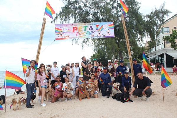 โรงแรมเซ็นทารา ไลฟ์ ชะอำ บีช รีสอร์ท หัวหิน จับมือ ททท. เพชรบุรี ฉลองเดือนแห่งความเท่าเทียม จัดงาน Pride Night on the Beach ชูคอนเซปต์ Pet-Friendly กระตุ้นท่องเที่ยวชายหาดชะอำคึกคัก